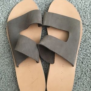 Kyma sandals
